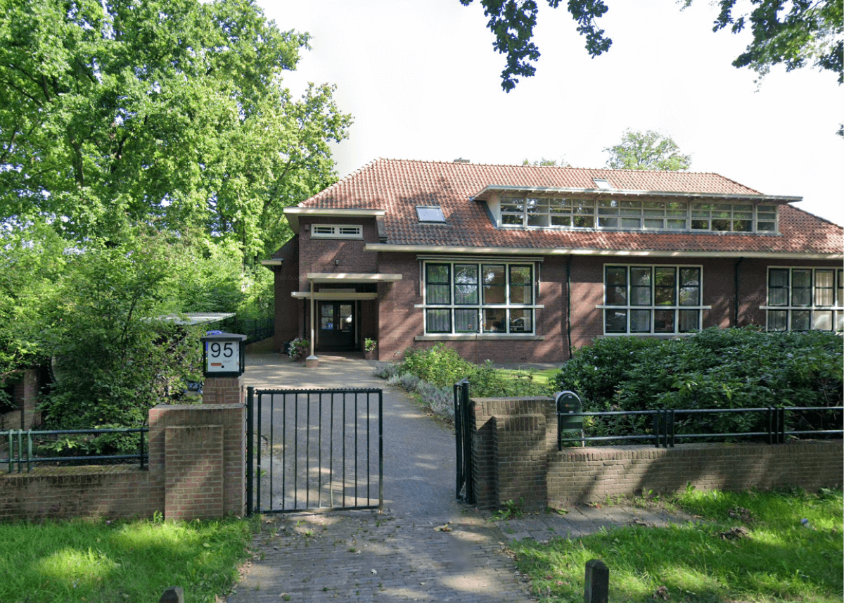 Structure Group Pand